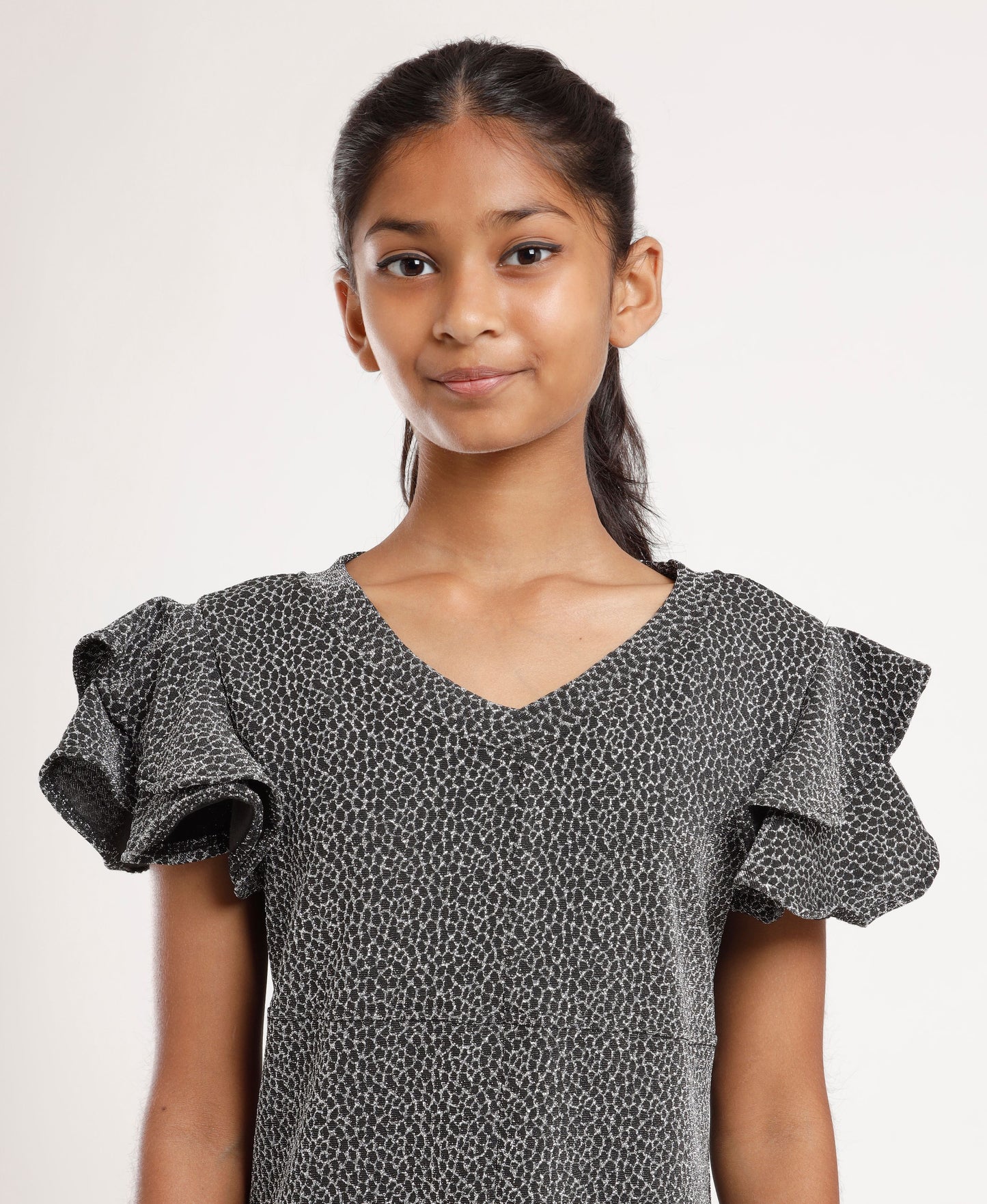 Girls’ Black Printed V-Neck Casual Dress – Soft & Comfortable Short Sleeve A-Line Dress for Everyday Wear