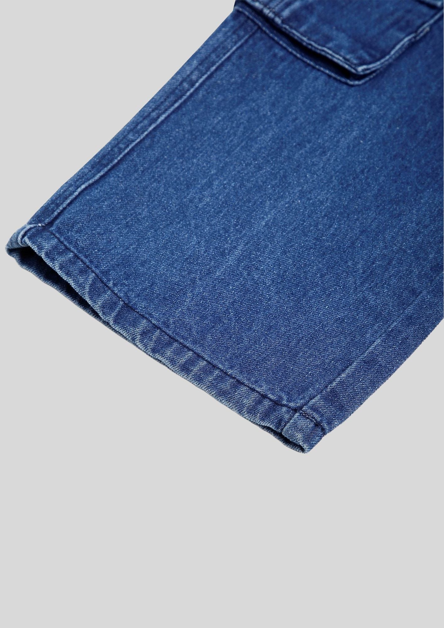 CHILINS Kids’ Blue Baggy Jeans with Logo T‑Shirt – Trendy Casual Wear for Boys