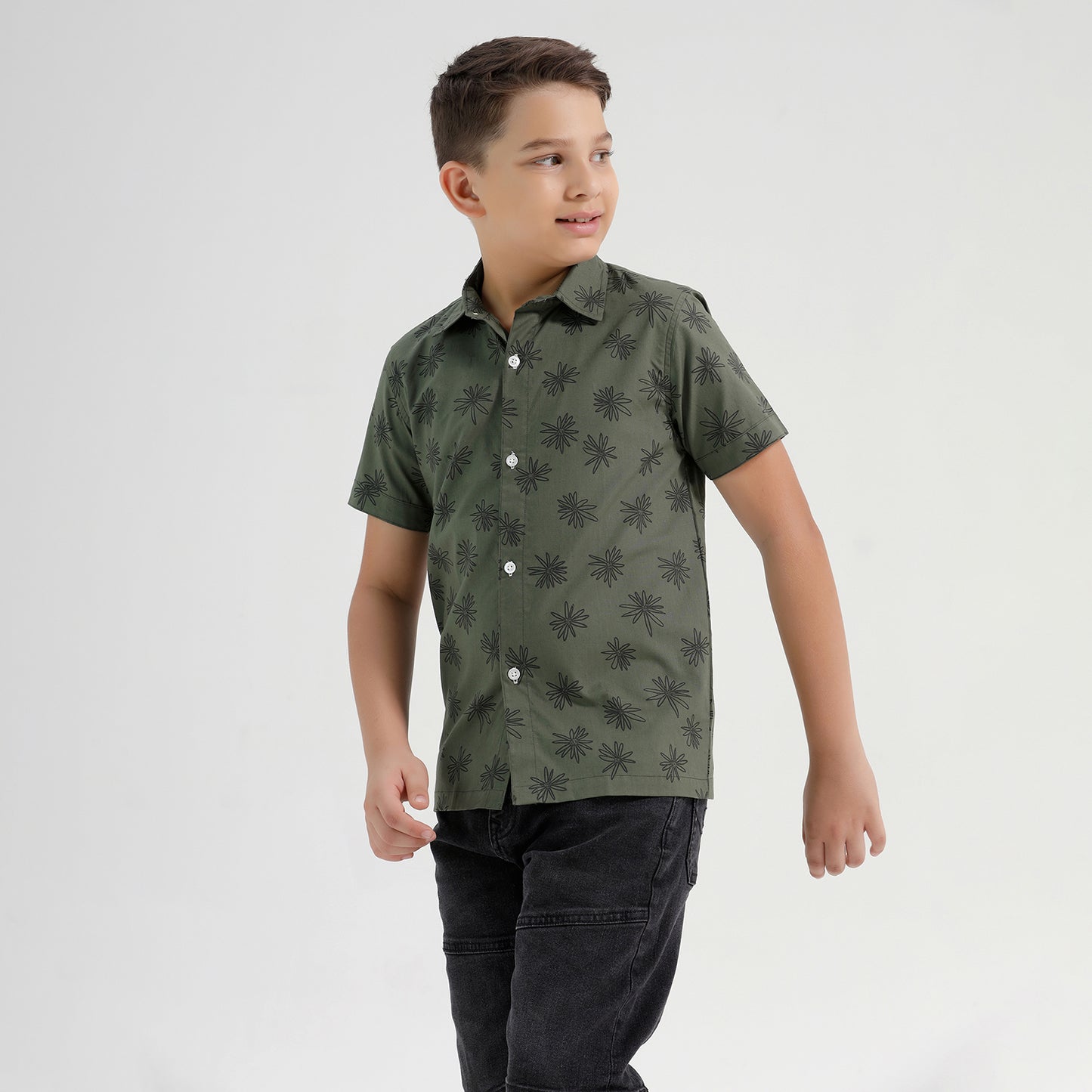 Boys Printed Regular Fit Casual Cotton Shirt