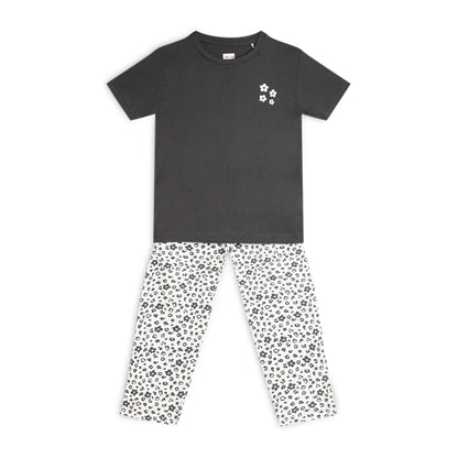 Sleepwear Set | Tshirt Pyjama Pant Set | Nightsuit Set | Girls Cotton Fabric Grey Flower