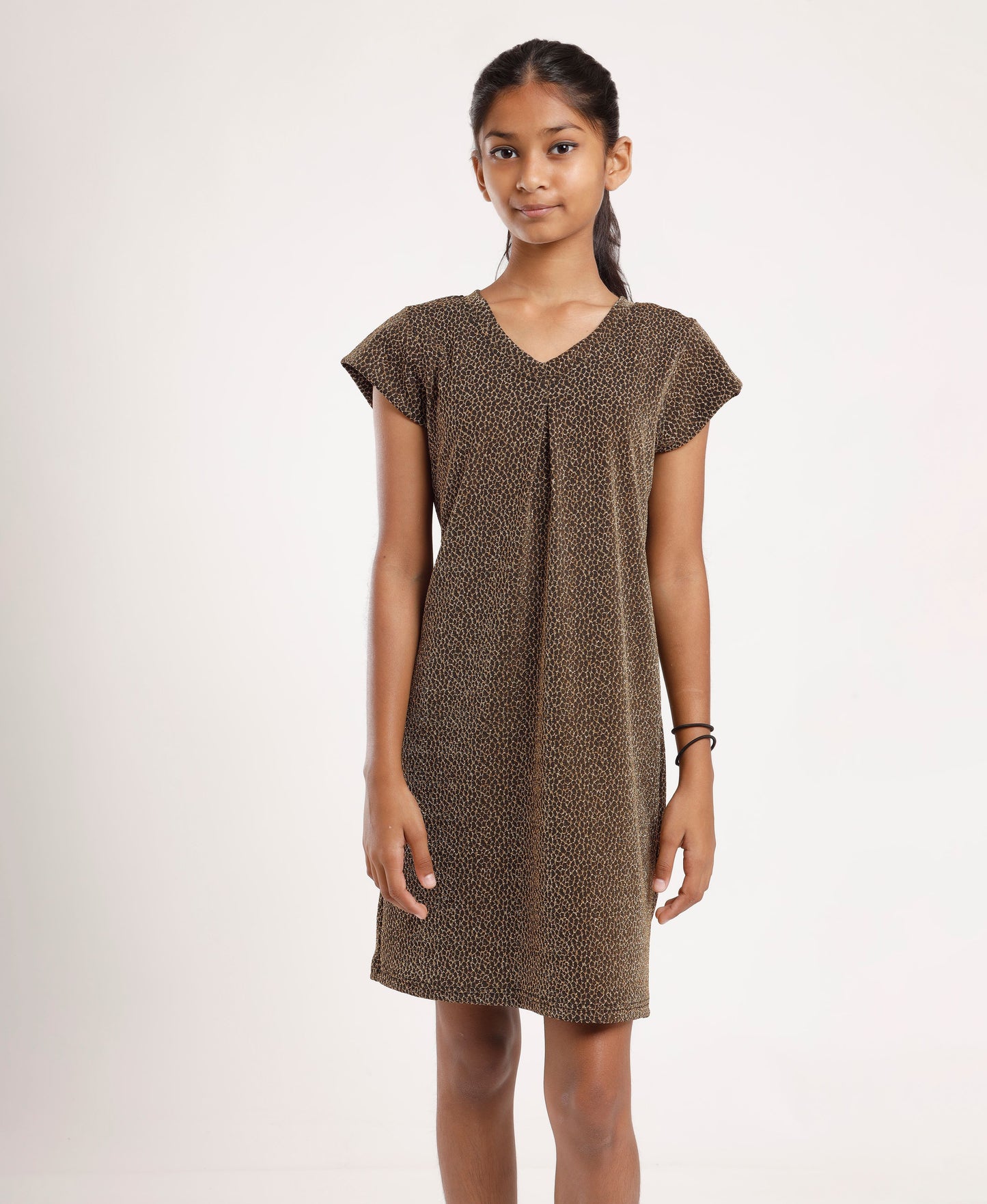 Girls’ Brown Printed V-Neck Casual Dress – Soft & Comfortable Short Sleeve A-Line Dress for Everyday Wear