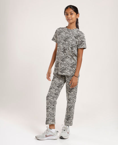 Printed Girls Half Sleeves Pyjama Set - Coord set -Black Night suit