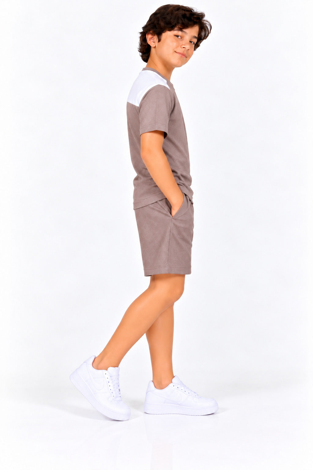 CHILINS Unisex Kids Light Brown & White Short Sleeve Sports T-Shirt for Boys & Girls