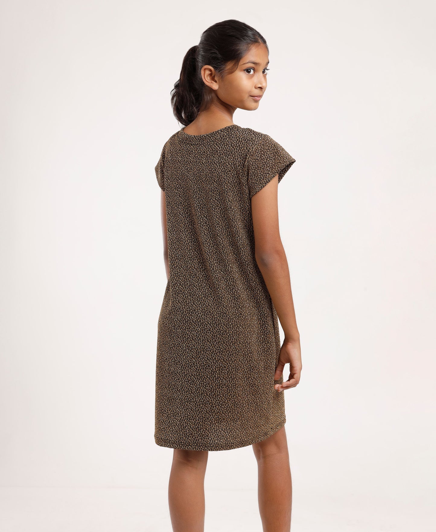 Girls’ Brown Printed V-Neck Casual Dress – Soft & Comfortable Short Sleeve A-Line Dress for Everyday Wear
