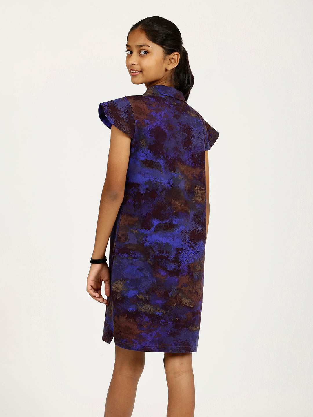 CHILINS Girls Pure Cotton Ribbed Casual Dress – Blue & Brown Tie-Dye Print