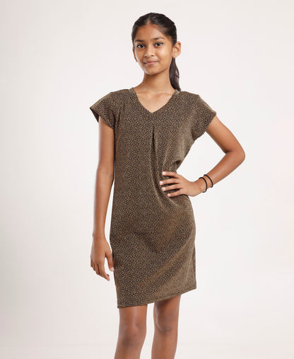 Girls’ Brown Printed V-Neck Casual Dress – Soft & Comfortable Short Sleeve A-Line Dress for Everyday Wear