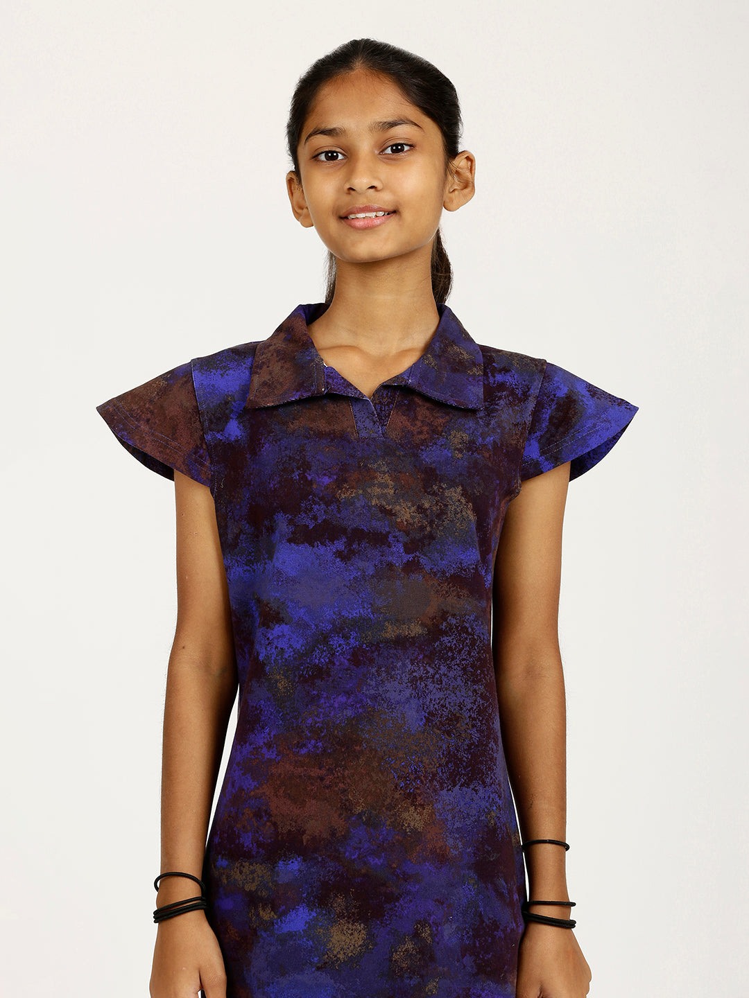 CHILINS Girls Pure Cotton Ribbed Casual Dress – Blue & Brown Tie-Dye Print